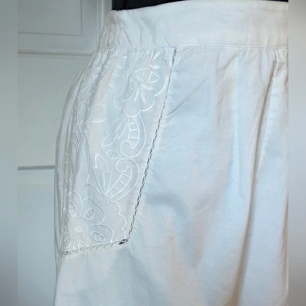 Anthropologie/ Forever That Girl White Skirt - Picture 3 of 8